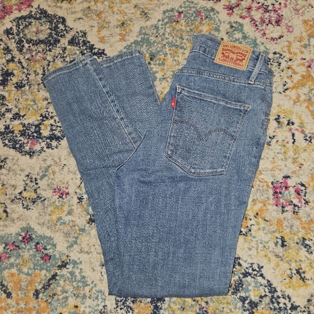 NWOT Levi 721 High Rise Skinny Women's Jeans 29